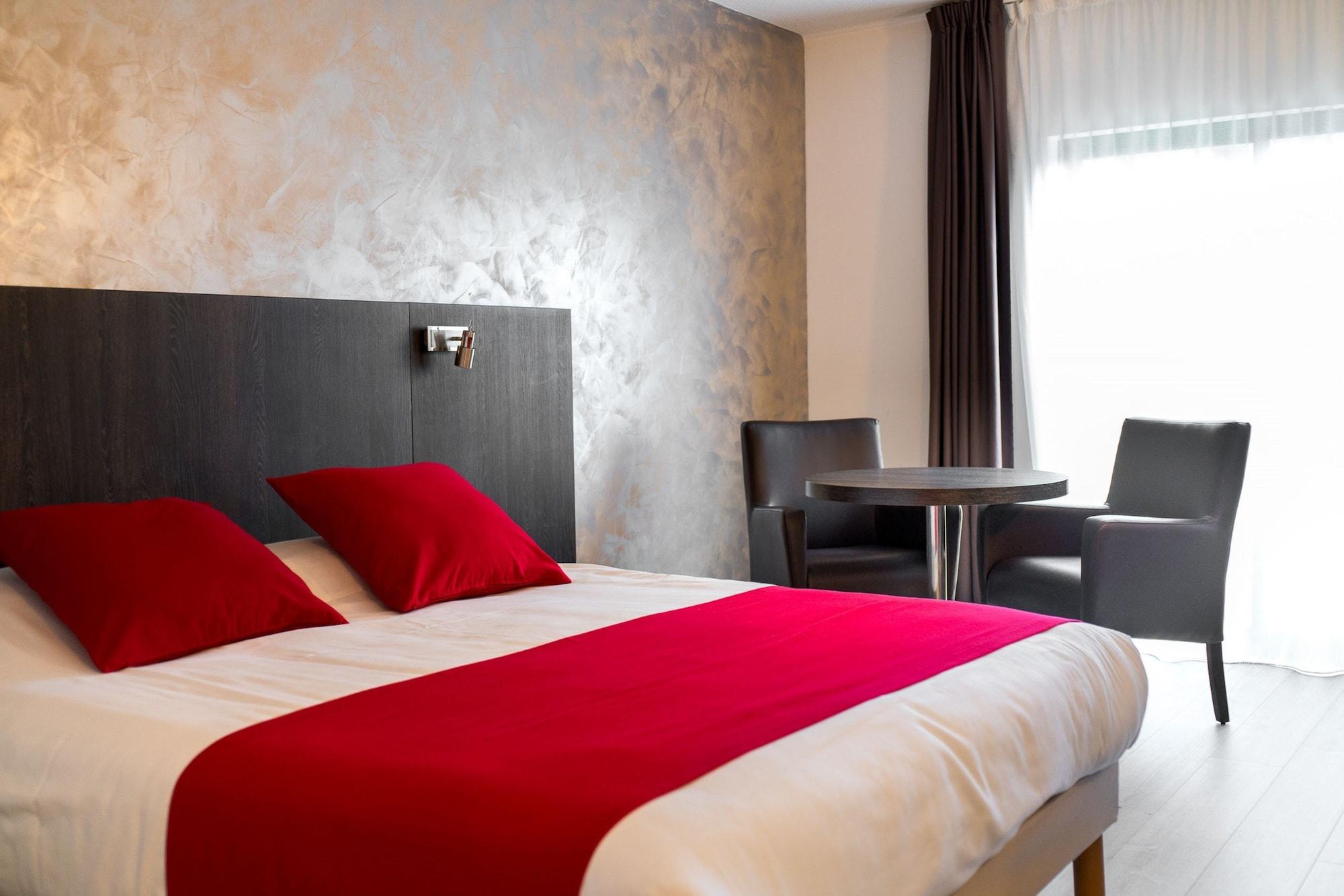 Ariane Hotel Fos Sur Mer فوس-سور-مير المظهر الخارجي الصورة