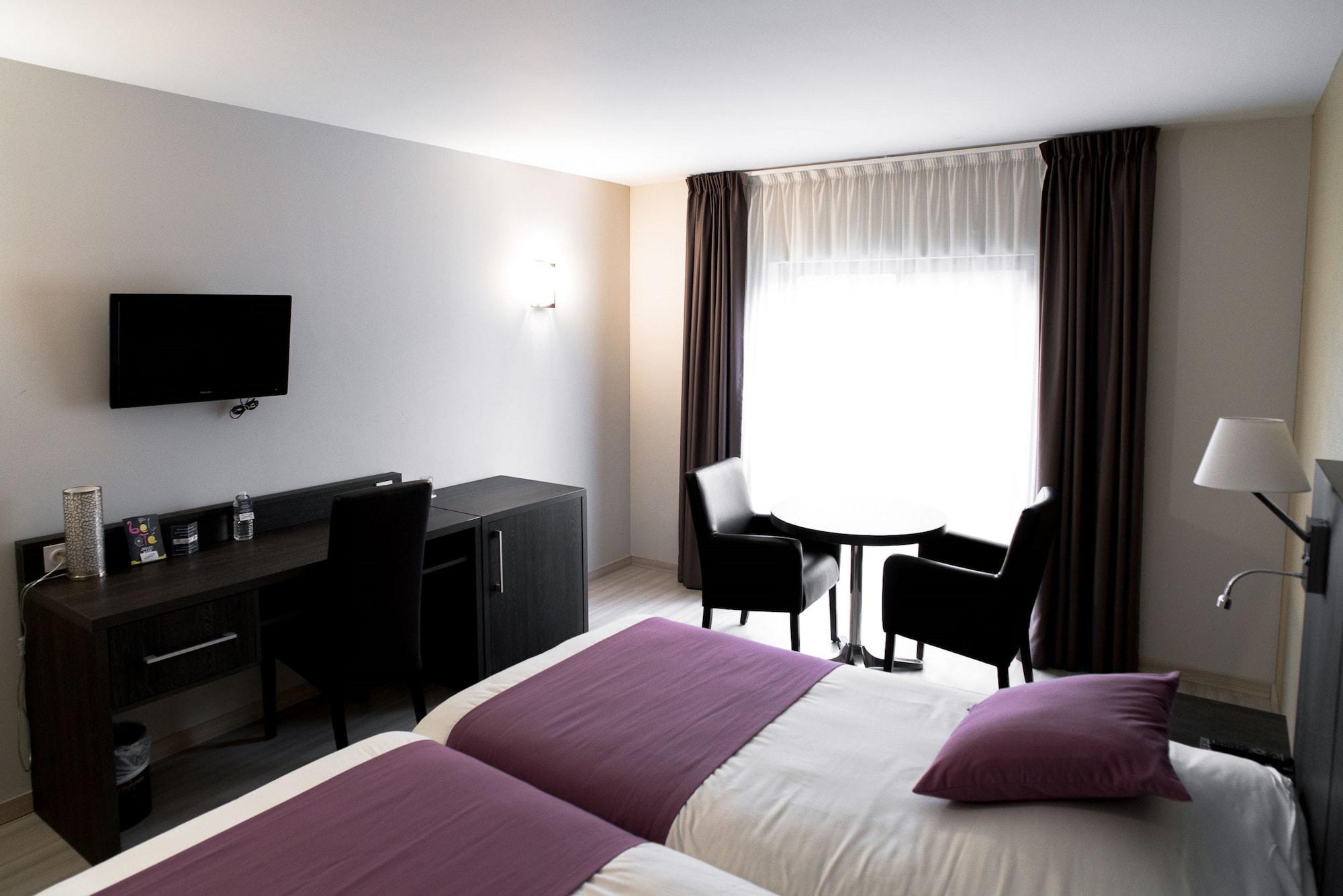 Ariane Hotel Fos Sur Mer فوس-سور-مير المظهر الخارجي الصورة