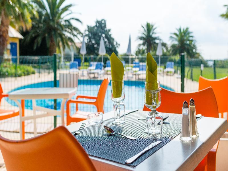 Ariane Hotel Fos Sur Mer فوس-سور-مير المظهر الخارجي الصورة
