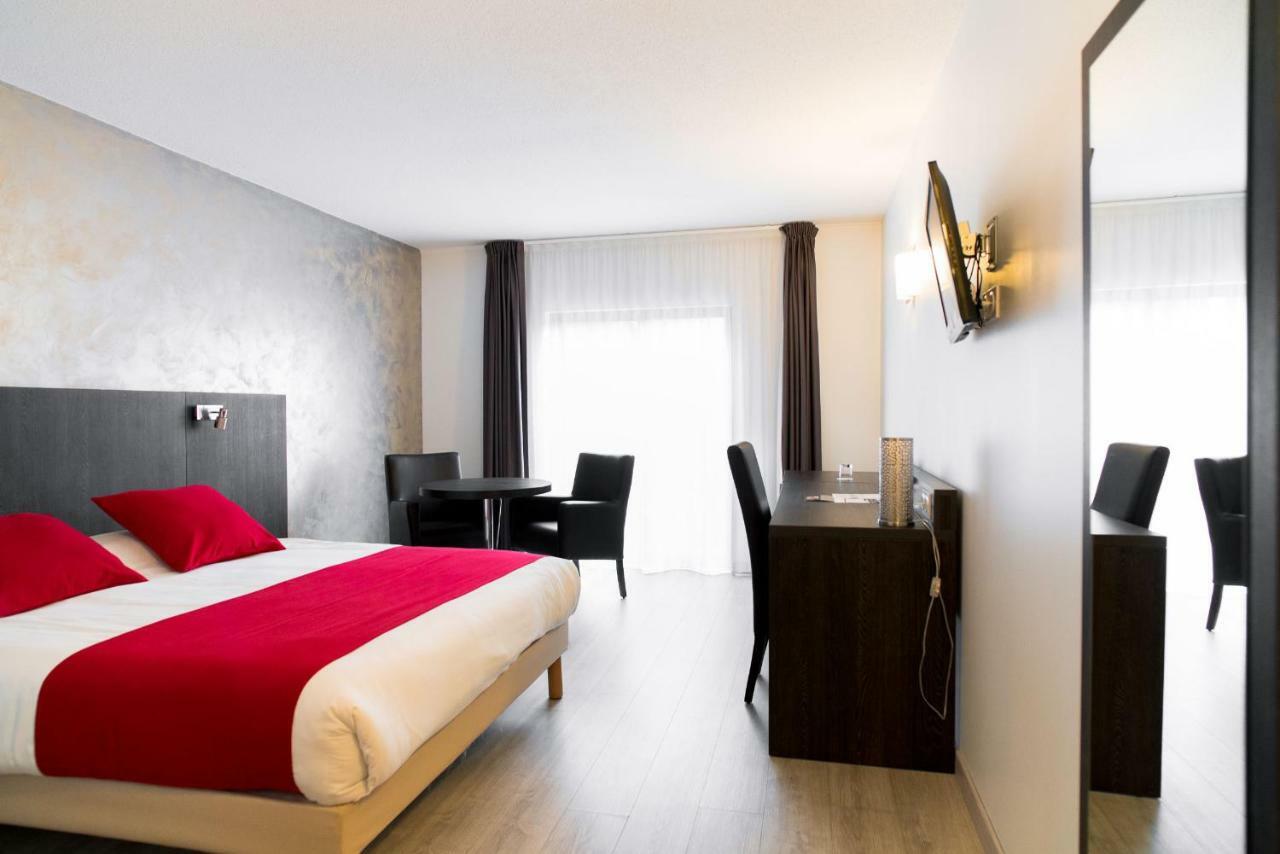 Ariane Hotel Fos Sur Mer فوس-سور-مير المظهر الخارجي الصورة