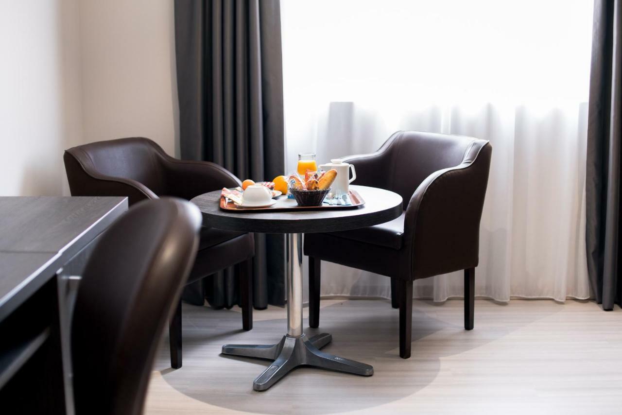 Ariane Hotel Fos Sur Mer فوس-سور-مير المظهر الخارجي الصورة